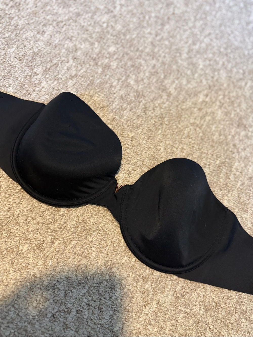 Victoria's Secret Black Strapless Contour Bra